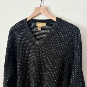 Vintage 90’s 2000’s black and cream cashmere silk v neck sweater XL